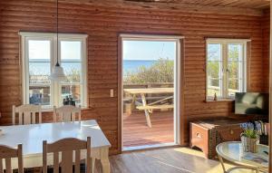 Χώρος καθιστικού στο Awesome Home In Haderslev