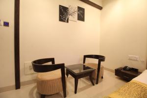 Posezení v ubytování MARIGOLD-Newly Renovated Hotel