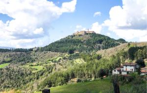 a house on the top of a mountain at Nice Home In Monte Smaria Tiberina in Monte Santa Maria Tiberina +33 photos