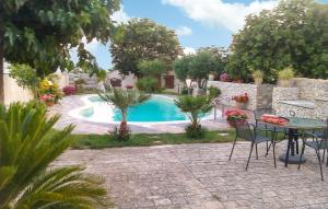 Πισίνα στο ή κοντά στο Lovely Home In Ragusa