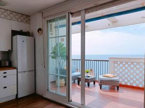 Balkón nebo terasa v ubytování Vista Azul Suites con terraza al lado del mar