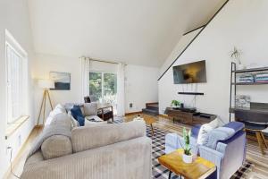 Φωτογραφία από το άλμπουμ του Cozy Coast Modern σε Nedonna Beach