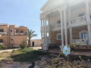 Το κτήριο όπου στεγάζεται  η βίλα