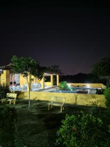 Swimmingpoolen hos eller tæt på flat 017 Condominio Paraiso da Serra Negra - PE proximo Bodega de Veio + 16 billeder