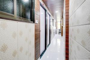 Fotografie z fotogalerie ubytování Hotel Amma bhau residency Lokhandwala Complex Andheri west Mumbai v Bombaji