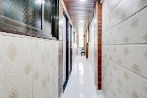 Fotografie z fotogalerie ubytování Hotel Amma bhau residency Lokhandwala Complex Andheri west Mumbai v Bombaji