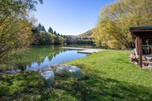 Fotografie z fotogalerie ubytování Blue Mountain Lake Lodge and Lake House Fairlie v destinaci Fairlie