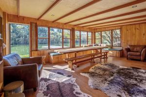 Fotografie z fotogalerie ubytování Blue Mountain Lake Lodge and Lake House Fairlie v destinaci Fairlie