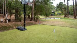 Φωτογραφία από το άλμπουμ του Forest Hideaway σε Red Hill South