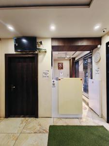 Ο χώρος του λόμπι ή της ρεσεψιόν στο Hotel Jainam Palace