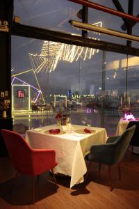 Fotografie z fotogalerie ubytování Wyndham Danang Golden Bay v destinaci Danang