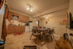 Afbeelding uit fotogalerij van Cappalace Stone House in Urgup