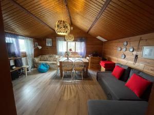 Fotografie z fotogalerie ubytování Holiday House with beautiful scenery near Göta Kanal v destinaci Undenäs