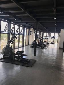 Γυμναστήριο ή/και όργανα γυμναστικής στο 1-BR Condo unit in Mandaue City for Rent - The Midpoint Residences +8 φωτογραφίες