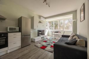 Φωτογραφία από το άλμπουμ του Modern place 2BDR 1Livingroom στη Σόφια