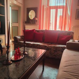 A seating area at Suite Dimora Lucrezia