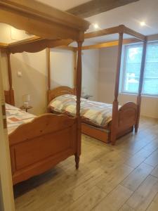 Postel nebo postele na pokoji v ubytování Gîte la bocagère
