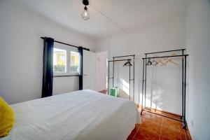 Ένα ή περισσότερα κρεβάτια σε δωμάτιο στο Murches' House