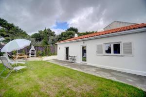 Κήπος έξω από το Murches' House
