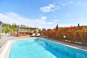 Foto dalla galleria di Oras Corfu Contessa ad Áno Korakiána