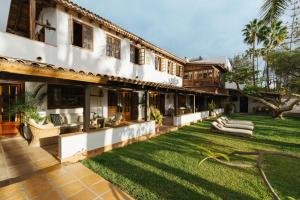 A garden outside Casa Jable Anne