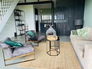 Χώρος καθιστικού στο Luxe stal appartement