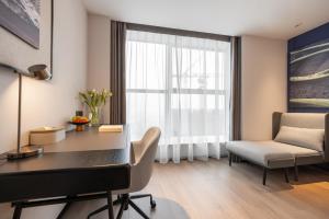 Χώρος καθιστικού στο Atour Hotel Kunming Guandu Longhu Times Financial Center