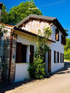 The building in which the holiday home is located
