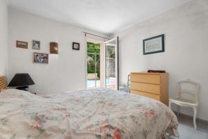 Ένα ή περισσότερα κρεβάτια σε δωμάτιο στο Jolie Villa Provençale indépendante +24 φωτογραφίες