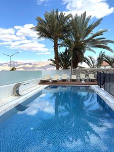 Πισίνα στο ή κοντά στο VILLA Leonard וילה לאונרד אילת