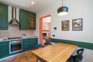Η κουζίνα ή μικρή κουζίνα στο GuestHost - Comfortable Apartment Lake Como