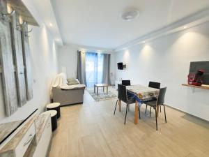 TV/Unterhaltungsangebot in der Unterkunft flower apartment