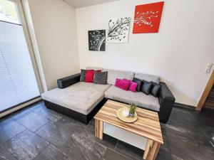 Posezení v ubytování Apartment Tschiderer by Interhome + 18 fotografií