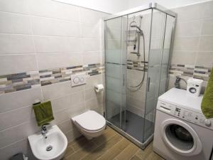 A bathroom at Apartment Euroville-9 by Interhome