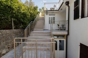صورة لـ Studio Scala in a seaside house في دوبروتا