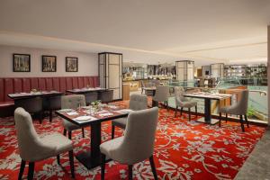 Fortune Select Exotica, Navi Mumbai - Member ITC Hotels' Group的休息区