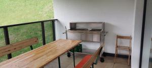 Η κουζίνα ή μικρή κουζίνα στο App 24 Personen Innerspielleiten +25 φωτογραφίες