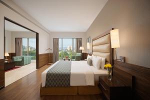 Fortune Select Exotica, Navi Mumbai - Member ITC Hotels' Group客房内的一张或多张床位