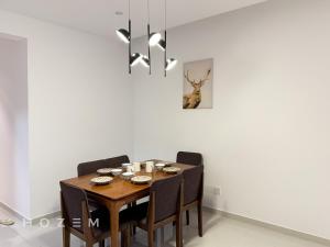 Фотография из галереи 3BR3B Hozem JB1306 Apartment Forest City в городе Геланг-Патах
