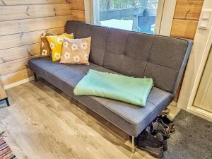 Posezení v ubytování Holiday Home Pyhtään jussila by Interhome