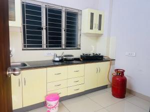 Photo de la galerie de l'établissement 2bhk serviced apartment near Technopark and lulu mall, à Trivandrum