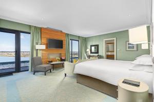 Voodi või voodid majutusasutuse The Galmont Hotel & Spa toas