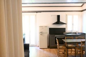 Imagen de la galería de SE165 - Senigallia, trilocale in centro con terrazzo e aria condizionata, en Senigallia