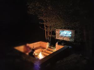 Φωτογραφία από το άλμπουμ του Leśny domek z prywatnym pomostem σε Trzebiechowo