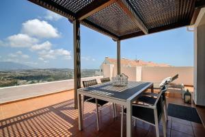 Balkón alebo terasa v ubytovaní 103 - Luxurious 3 Bed Duplex Penthouse With Stunning Mountain Views
