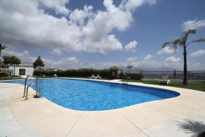 Bazén v ubytovaní 103 - Luxurious 3 Bed Duplex Penthouse With Stunning Mountain Views alebo v jeho blízkosti