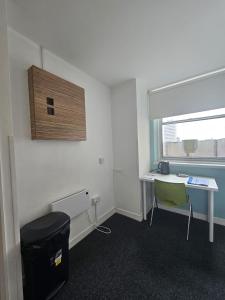 Fotografie z fotogalerie ubytování Budget En-suite Room in Coventry City Centre v destinaci Coventry