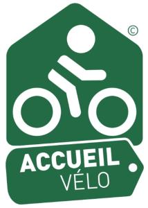 a green sign with a sign for a cycling sign at Hôtel L'Herbier d'Orange - Accueil Vélo in Orange