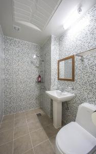 Soleiview Spa Pension and Resort的一间浴室
