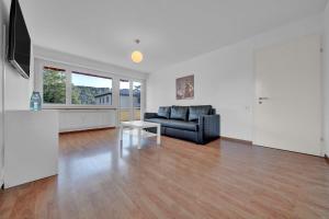 TV a/nebo společenská místnost v ubytování PEARL07 Appartement lumineux 2G